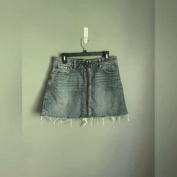Free People We The Free Zip Front Mini Skirt Size 30 - Picture 2 of 4